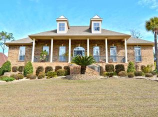 2516 Rosedown Dr, Cantonment, FL 32533