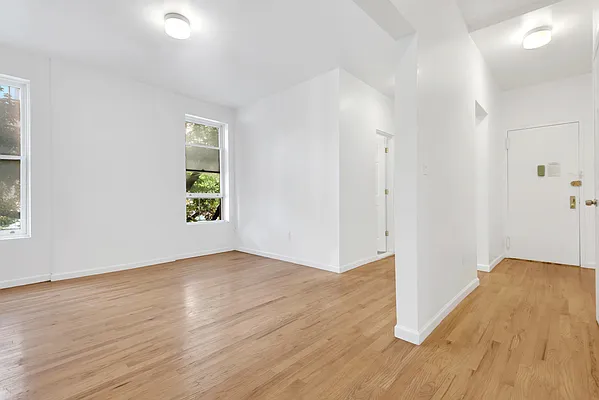Rented by Compass | media 13