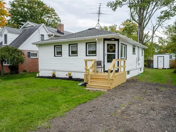 449 Madison Ave, Angola, NY 14006