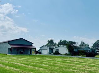 6370 W Harbor Rd, Port Clinton, OH 43452