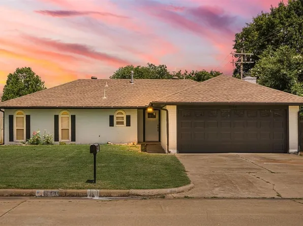 1804 Glenwood Dr, Moore, OK 73160