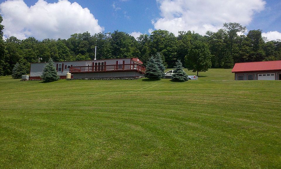2nd image of 1643 Great Bend Tpke