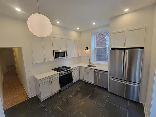 1305 Federal St #1 Photo 1