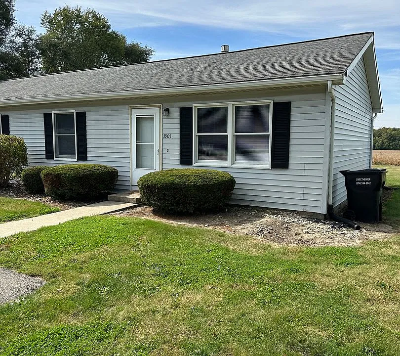 3895 & 3905 N. Meadow Ridge Drive