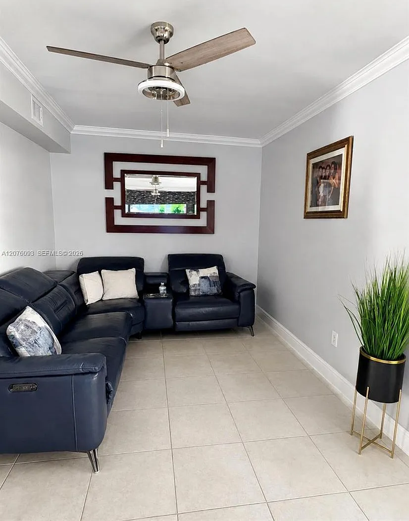 5505 W 14th Lane 0, Hialeah, FL 33012 - 2232 — Photo 3