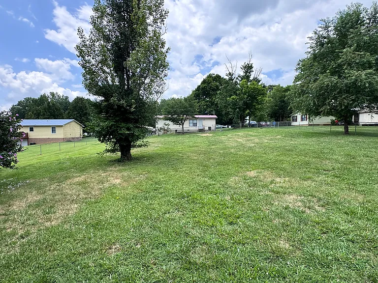 122 Lester Heights Rd — Photo 24