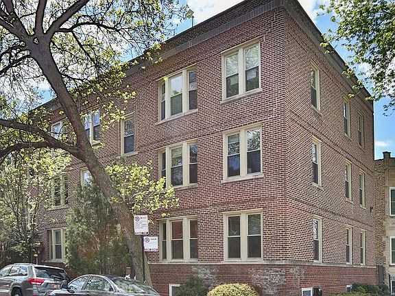 2nd image of 1018 N Campbell Ave #1