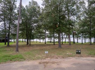 6 Eagles Nest Cir, Mount Vernon, TX 75457