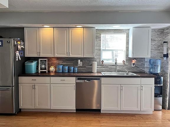 5th image of 503 N East St