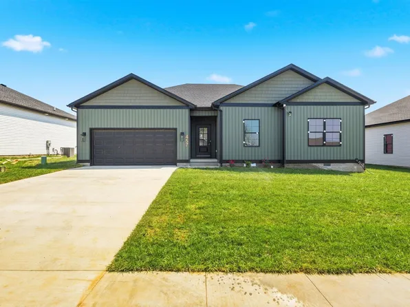 457 White Dogwood Dr, Bowling Green, KY 42101