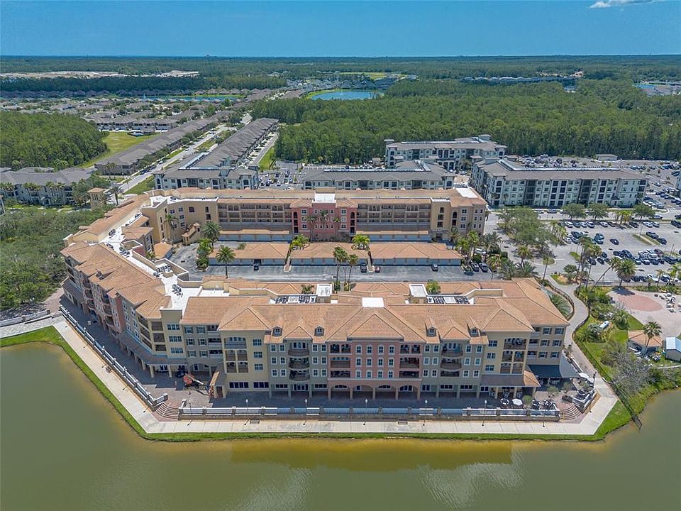 1st image of 424 LUNA BELLA LANE #416C