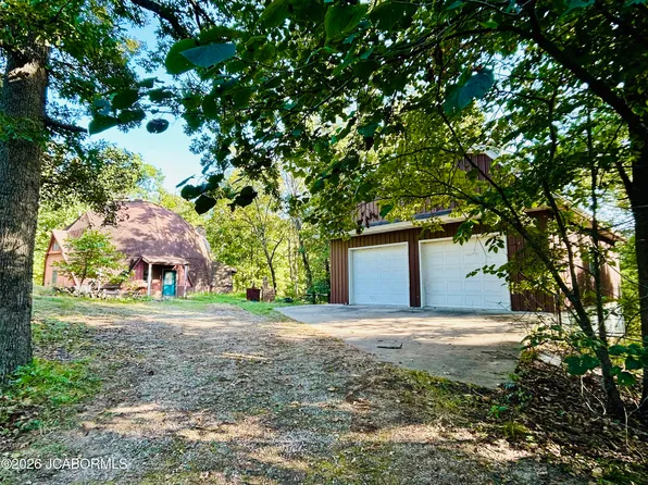 5001 Millbrook Pl, Russellville, MO 65074
