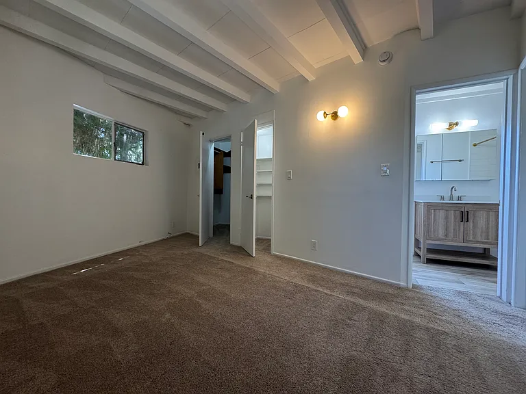 4418 Vantage Ave #3 — Photo 22