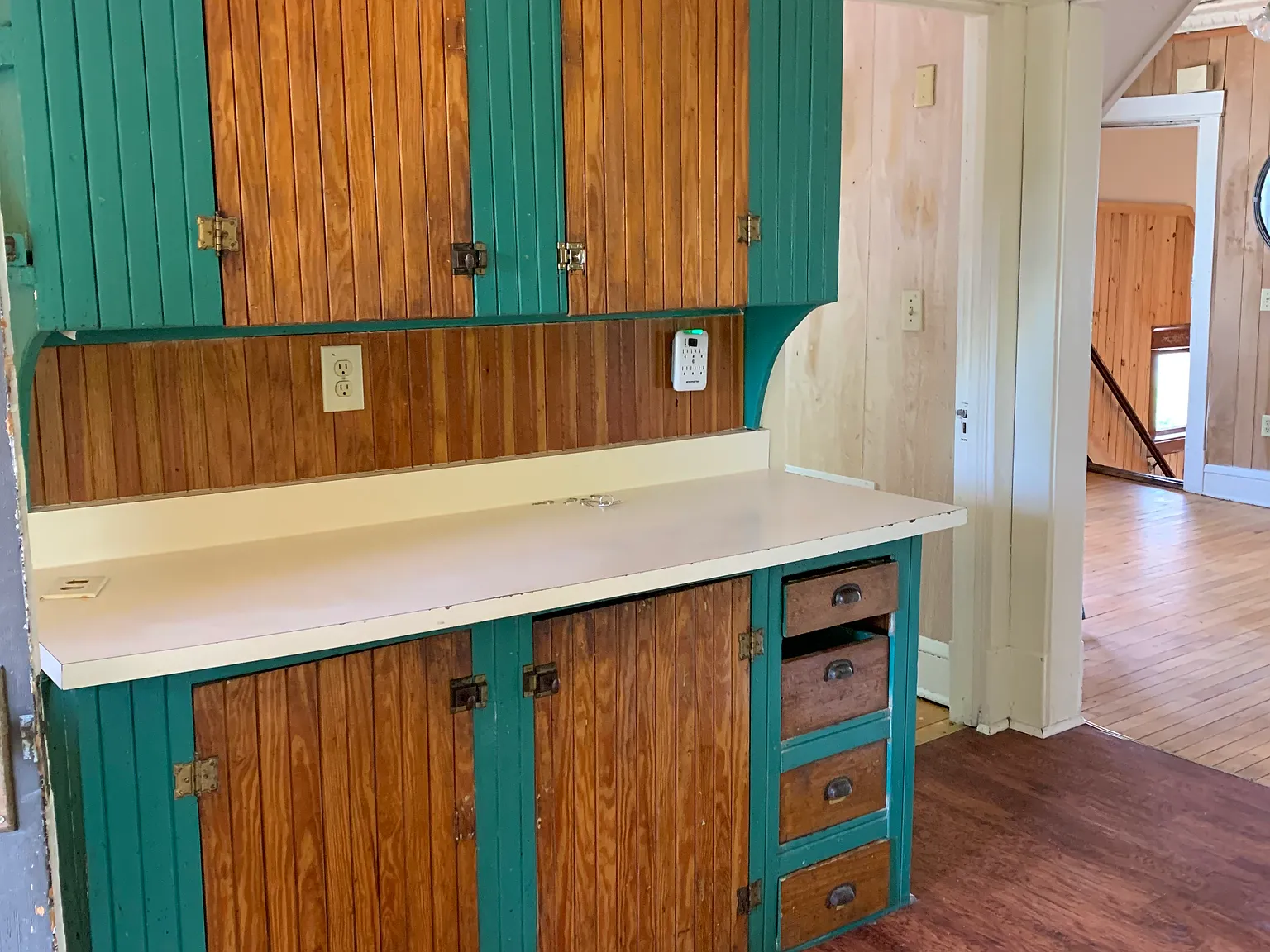 4 bed, 1750 sqft, $4,100 — Photo 4