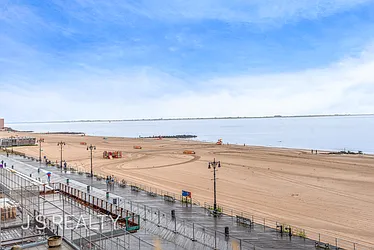 3145 Brighton 4th Street, #515