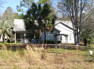 627 Newman Point Rd, Southport, FL 32409