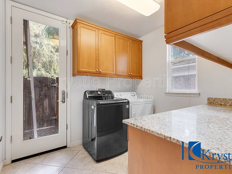 1010 Madrone Ave — Photo 13