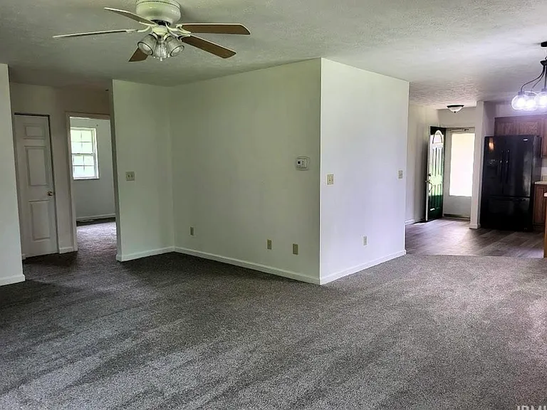 1618 S Kingston Dr — Photo 2