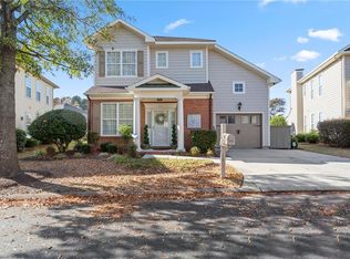 518 Silk Tree Ln, Chesapeake, VA 23320