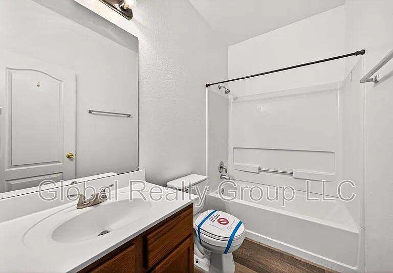 229 Spice Oak Ln — Photo 25