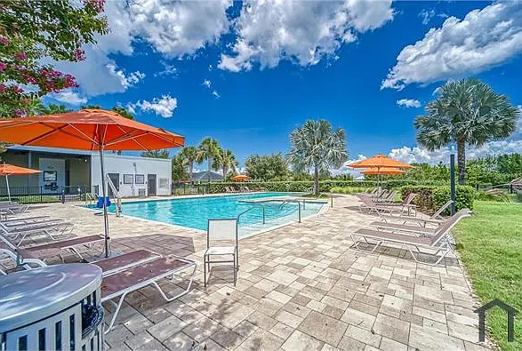 7325 Parkshore Dr — Photo 31
