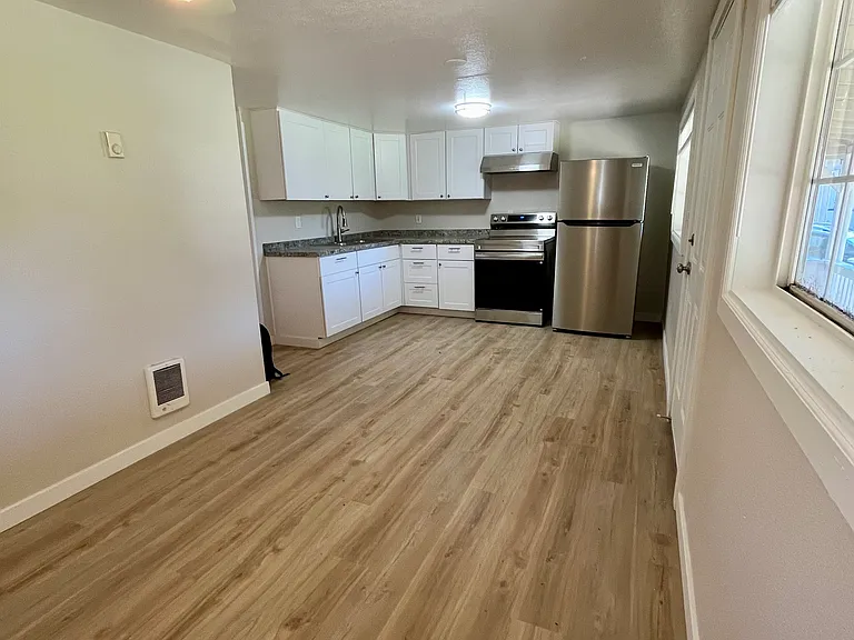 105 Front St S #9 — Photo 9