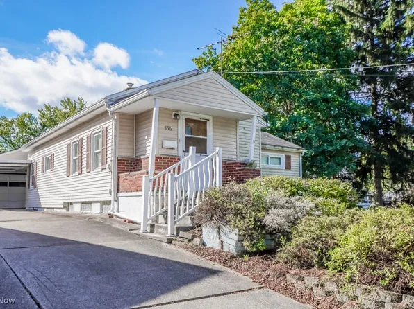 956 Brady Ave, Barberton, OH 44203