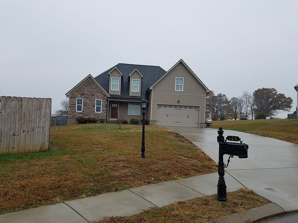 1st image of 144 Kegan Ct NE
