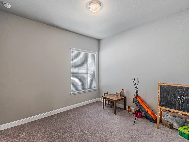 13237 Jonata St — Photo 6