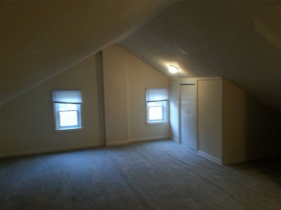 2nd image of 234 N Lincoln St