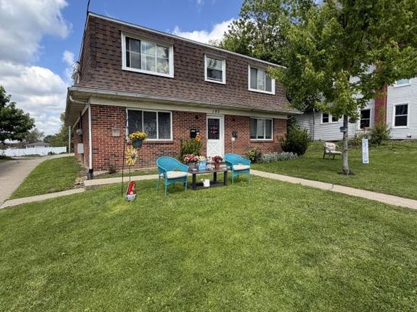 193 Rose Ave APT A