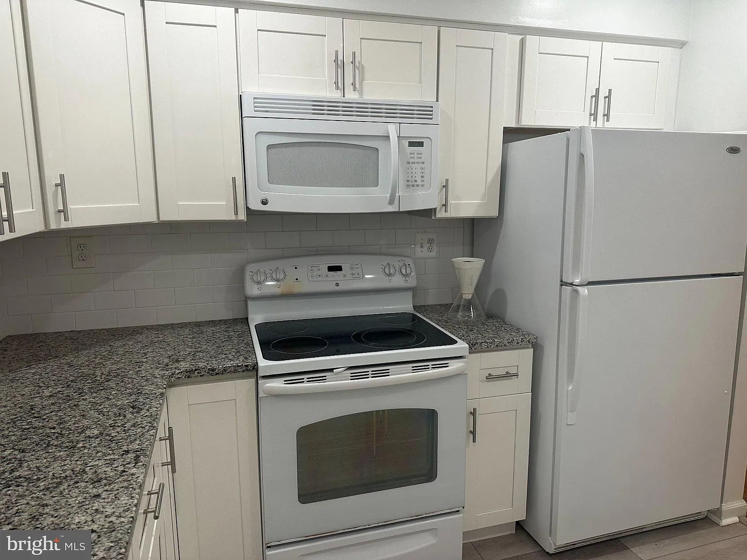 3 bed, 3.5 bath, 1577 sqft, $2,900 — Photo 3