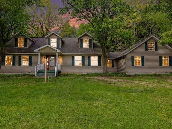 11475 Gorsline Rd, Battle Creek, MI 49014