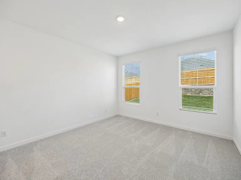 9112 Suttonridge Dr — Photo 29