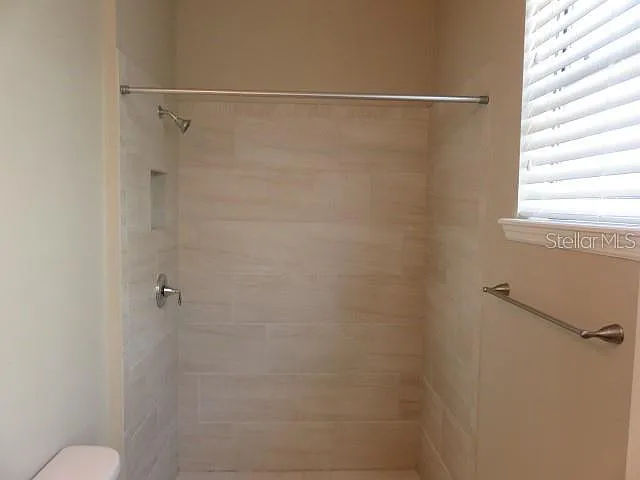 5827 Title Row Dr — Photo 31