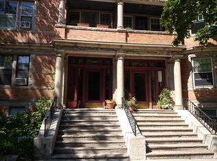 88 Naples Rd APT 1, Brookline, MA 02446