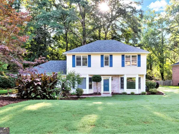 1172 Dogwood Forest Dr NE, Marietta, GA 30068