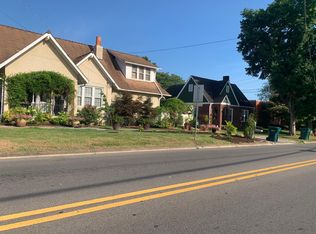 109 S 3rd St, Pulaski, TN 38478