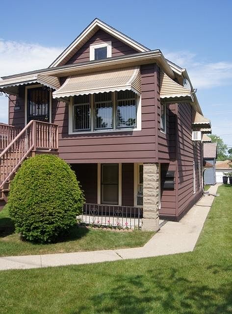 1st image of 3715 N Narragansett Ave
