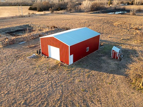 4th image of 17776 SW Tawakoni Rd