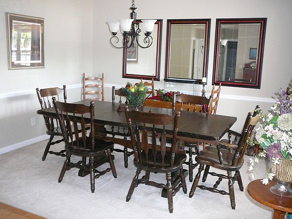 Dining Rm has plenty of room for lg dinner parties