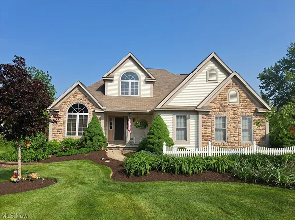 654 Archwood Rd, Wadsworth, OH 44281