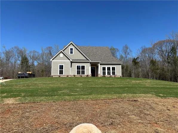 2 Lee Road 344, Salem, AL 36874