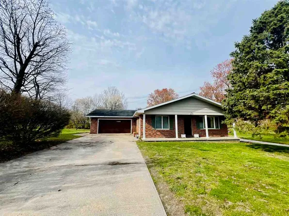 209 W Eaton St, Carlisle, IN 47838