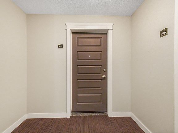 5th image of 1230 Windermere Way SW #307