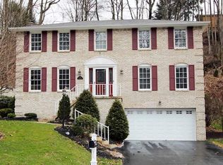 322 Cross Creek Ct, Pittsburgh, PA 15237