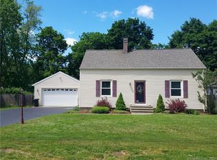 35 Cheshire Rd, Meriden, CT 06451