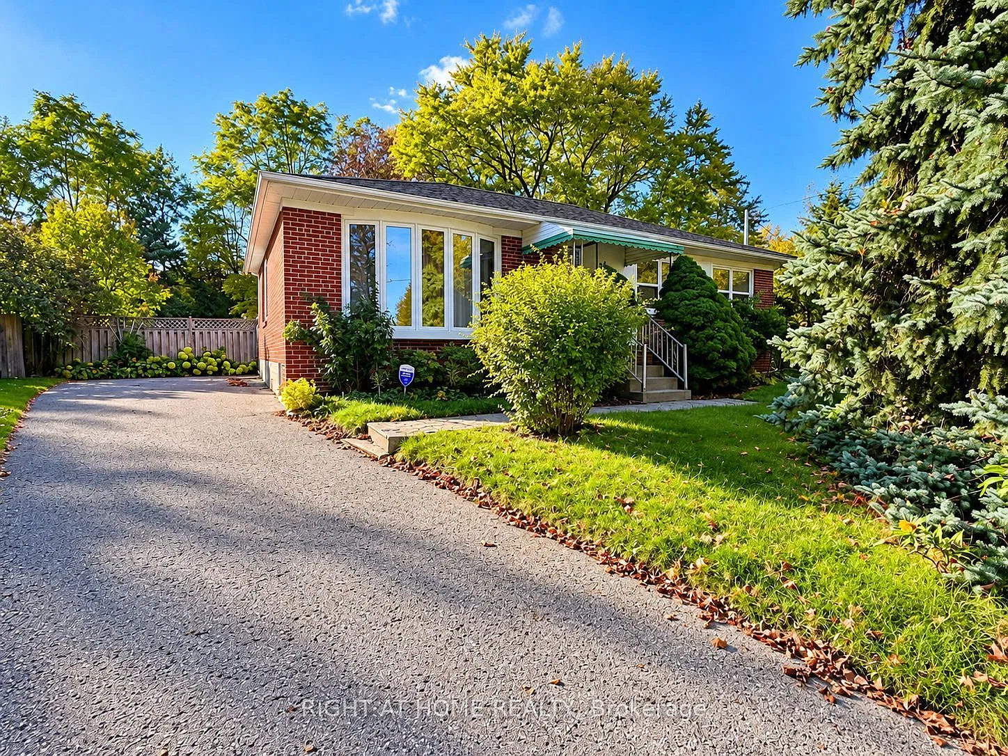 3 bed, $2,700 — Photo 1