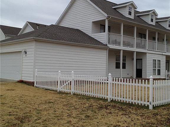 2nd image of 3682 W Thames Dr