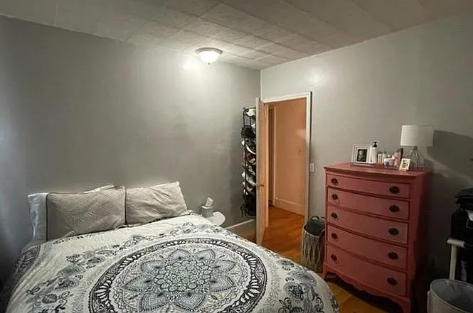 66 Russell St #1 — Photo 4